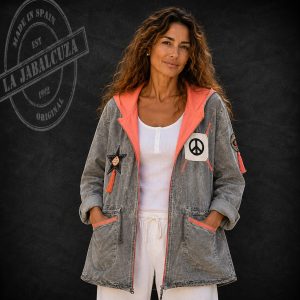 chaqueta flúor mujer gris con naranja