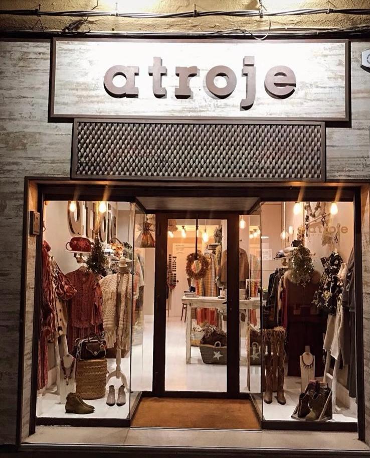 Fachada de la tienda ATROJE en Albacete